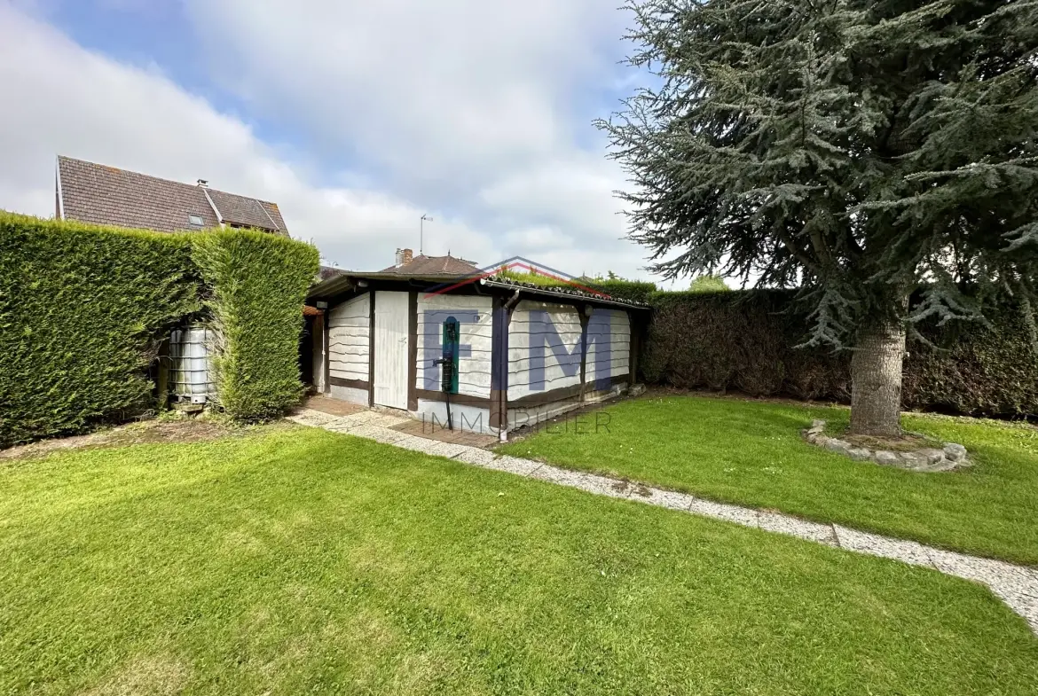 Maison en briques de 90 m² avec terrasse et garage à Envermeu 