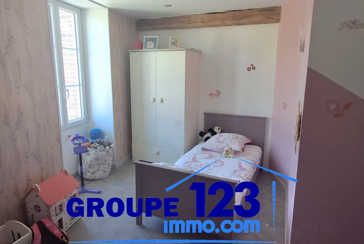Belle maison en pierre rénovée avec jardin clos à Aillant-sur-Tholon 