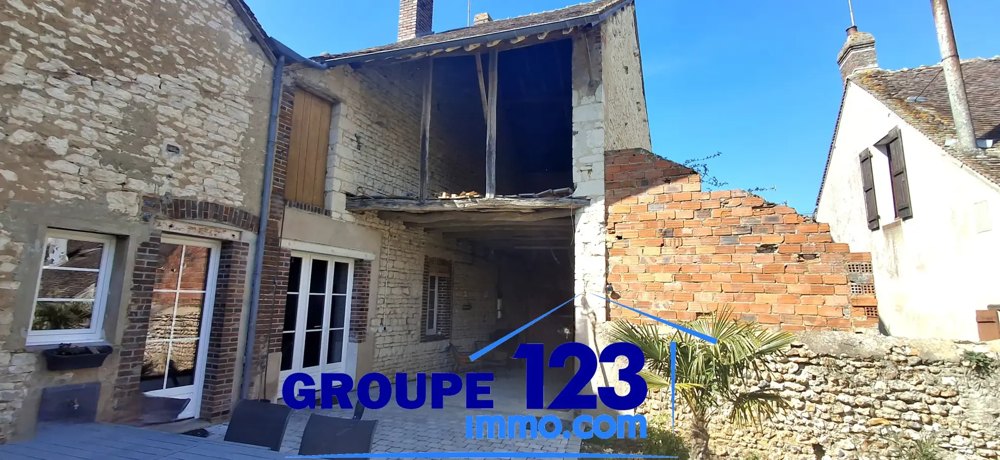 Belle maison en pierre rénovée avec jardin clos à Aillant-sur-Tholon 