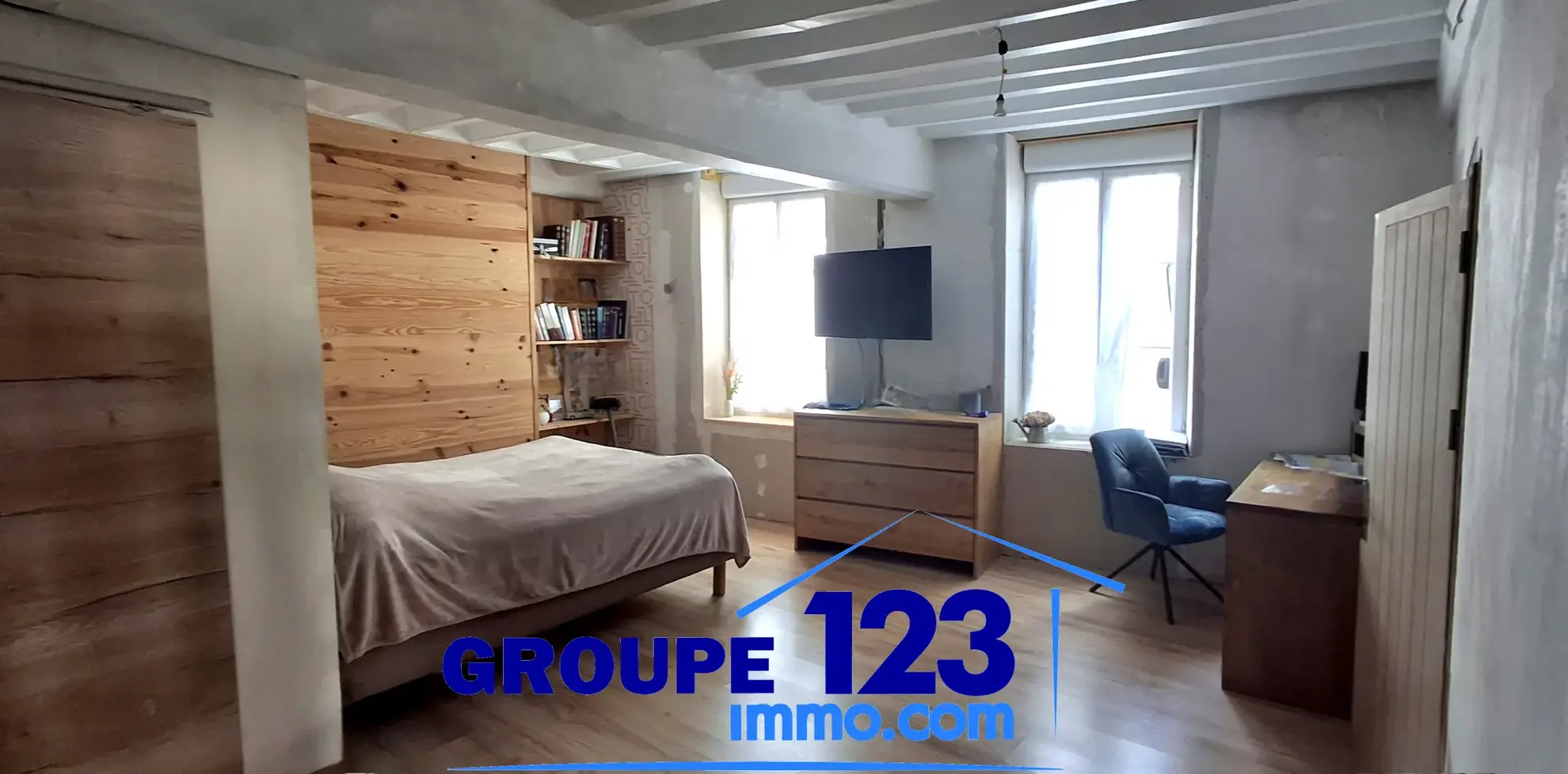 Belle maison en pierre rénovée avec jardin clos à Aillant-sur-Tholon 