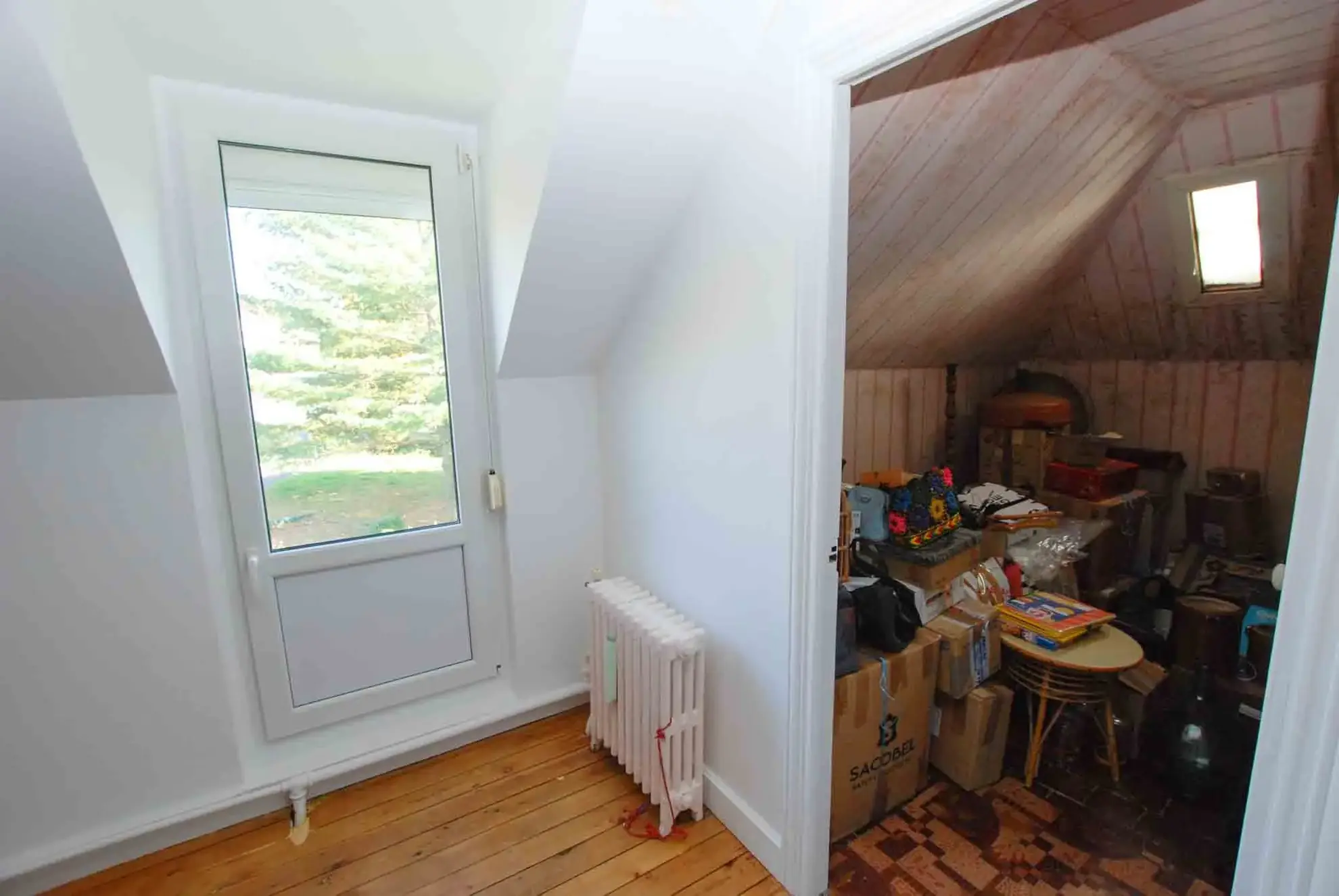 Maison semi-individuelle à vendre à Jeumont avec jardin et garage 