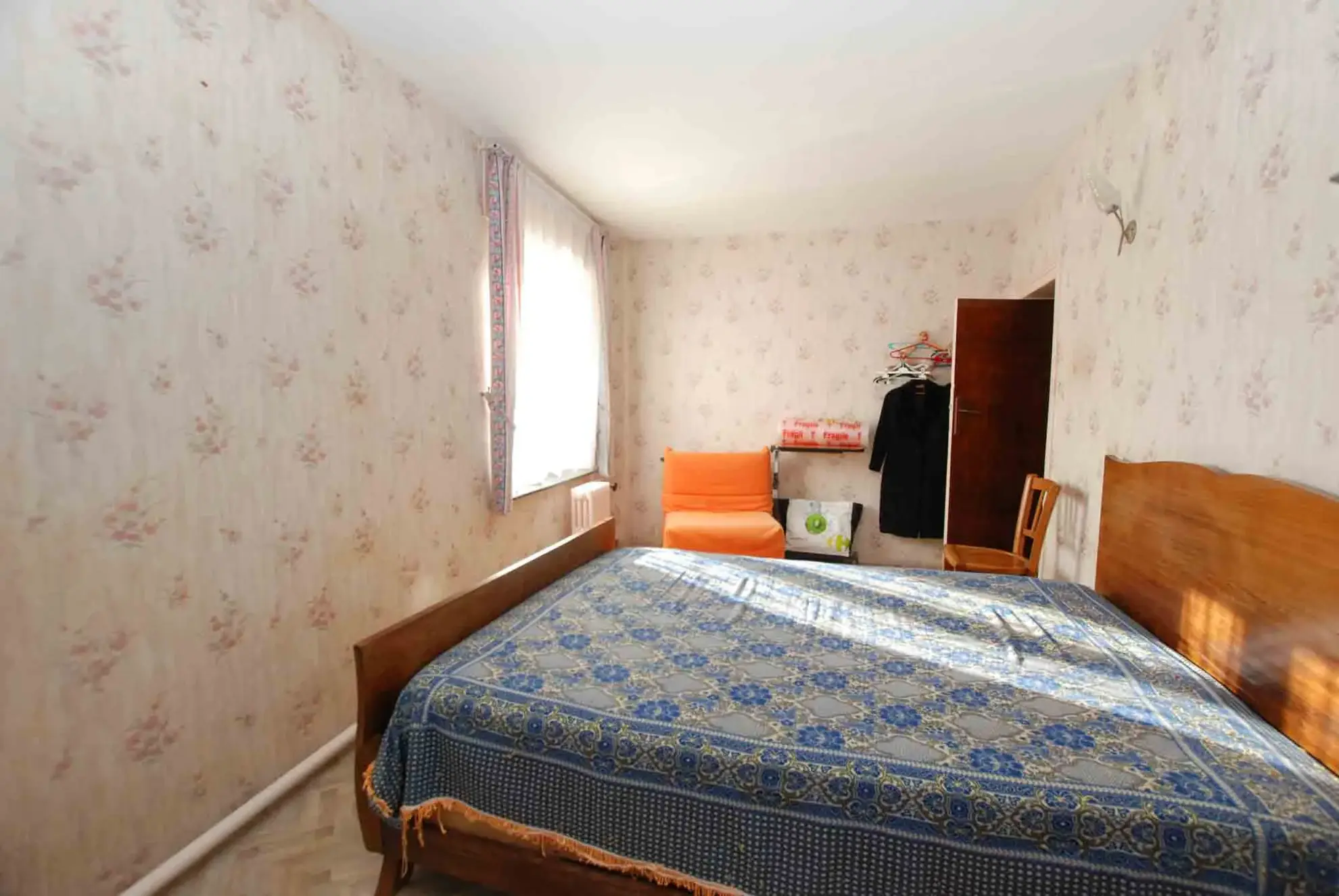 Maison semi-individuelle à vendre à Jeumont avec jardin et garage 