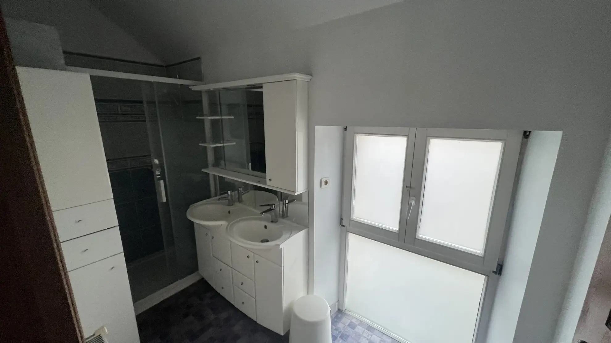 Vente maison de caractère de 116,07 m² à Alençon avec cour et parking 