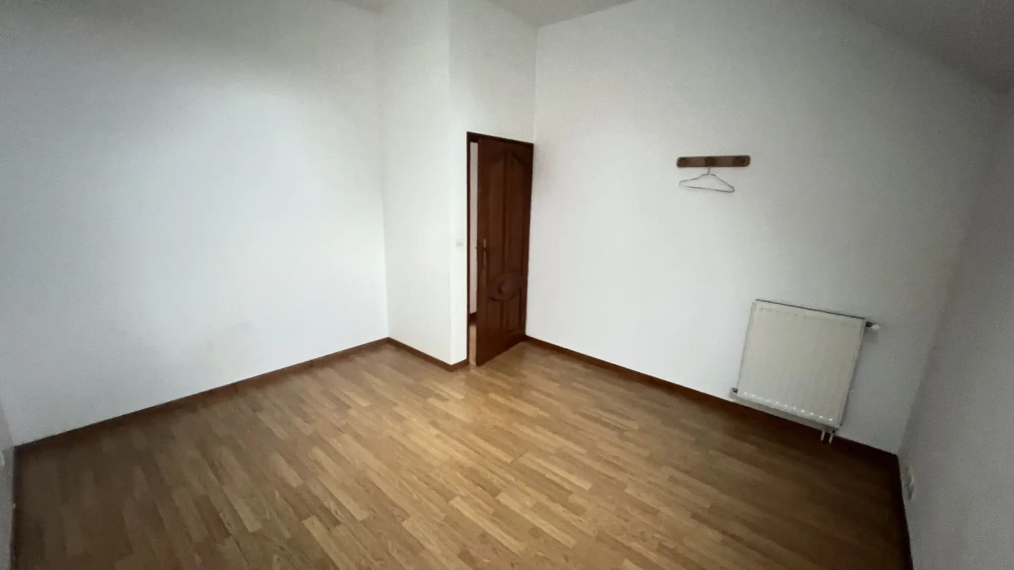 Vente maison de caractère de 116,07 m² à Alençon avec cour et parking 