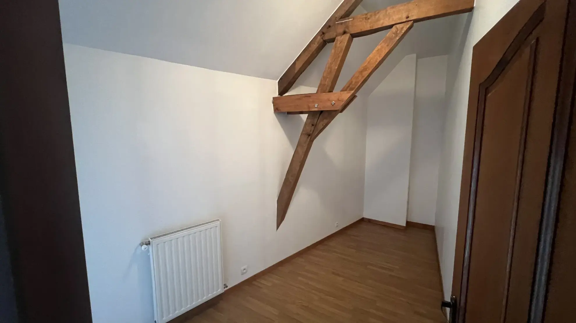 Vente maison de caractère de 116,07 m² à Alençon avec cour et parking 