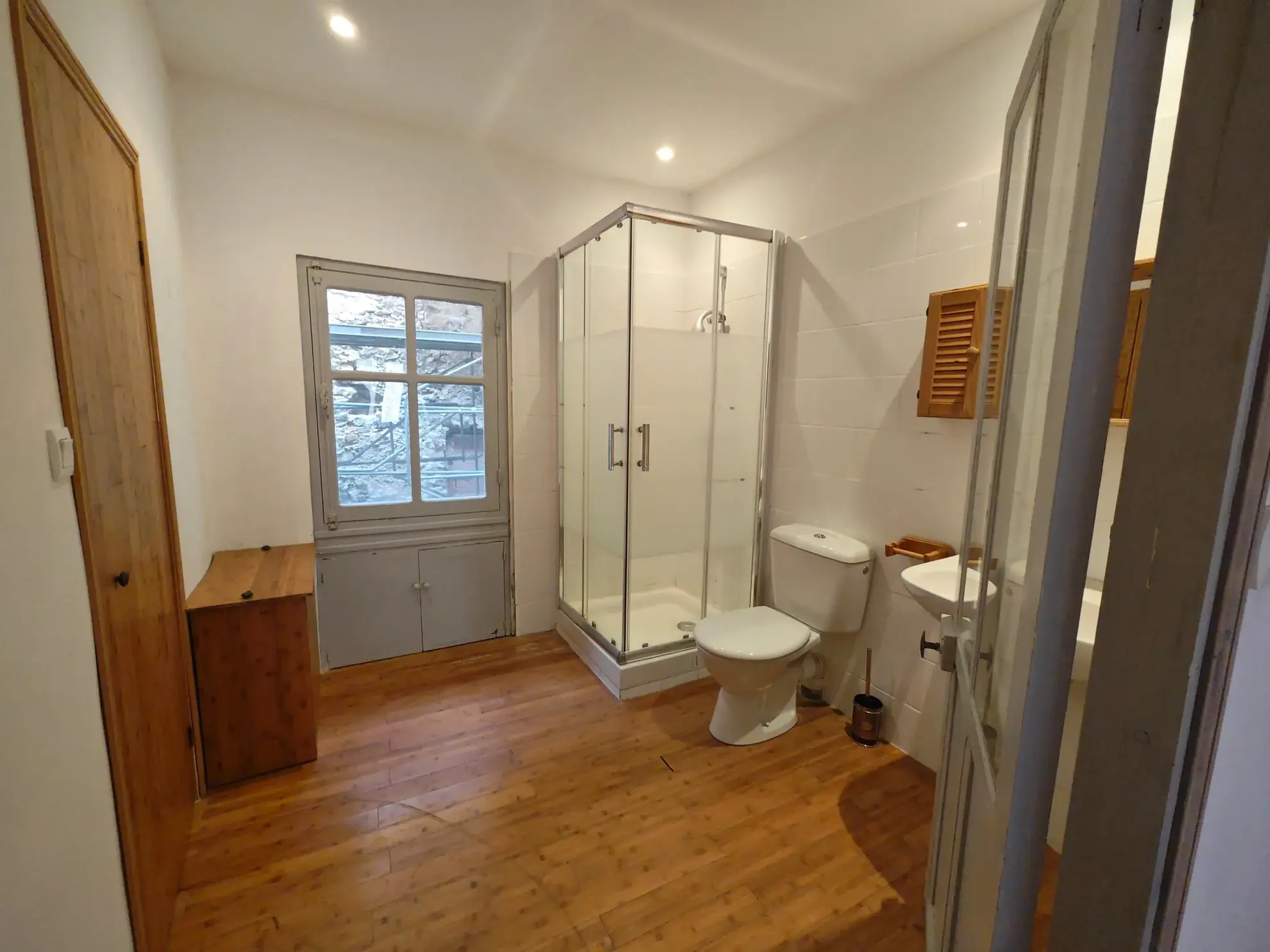 Appartement T2 bis avec vue mer à Bonifacio, excellent potentiel de rénovation 