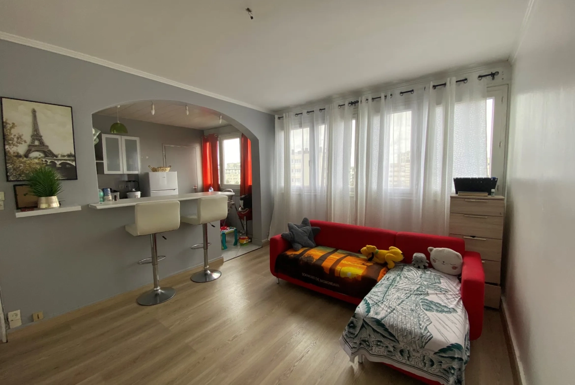 Appartement 2 pièces à Ris-Orangis de 45m² avec parking et cave 