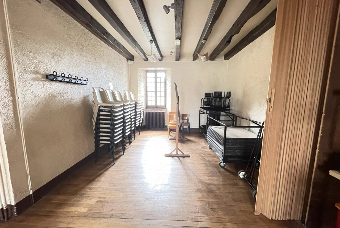 Maison ancienne de 5 pièces avec terrasse à Rilhac-Xaintrie 