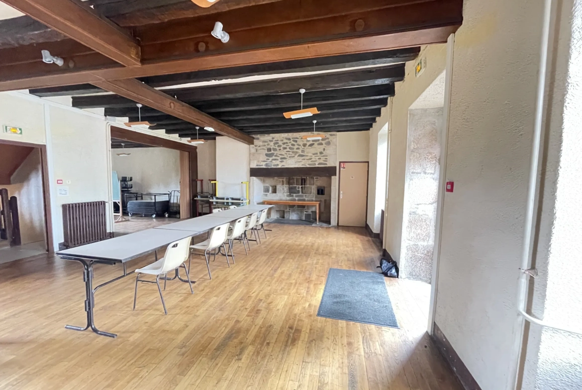 Maison ancienne de 5 pièces avec terrasse à Rilhac-Xaintrie 