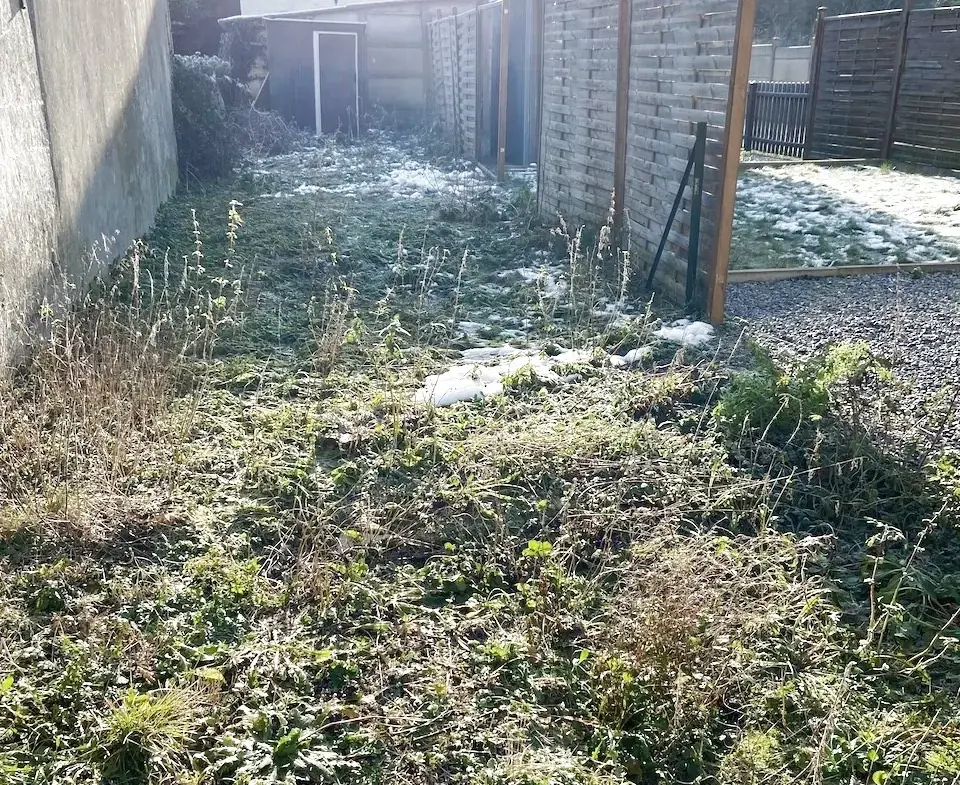 Belle maison semi-individuelle avec jardin et garage à Marpent 