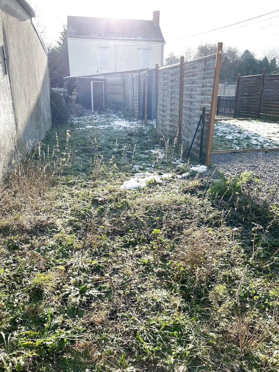 Belle maison semi-individuelle avec jardin et garage à Marpent 