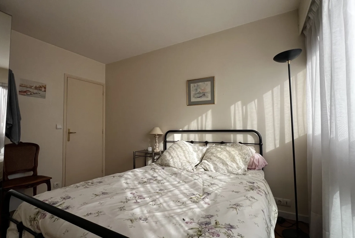 Appartement T4 de 64 m² avec cave et box sécurisé à Le Chesnay 