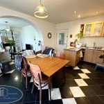 Immeuble mixte de 140 m² à Bouchain avec commerce et logement duplex