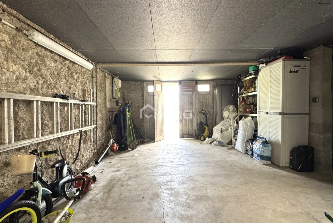 Maison indépendante rénovée avec vue sur la vallée à Saint-Jean-les-Deux-Jumeaux 
