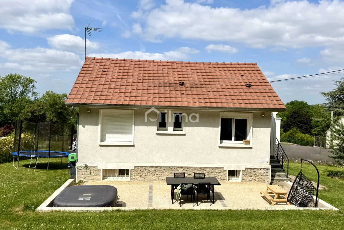 Maison indépendante rénovée avec vue sur la vallée à Saint-Jean-les-Deux-Jumeaux 