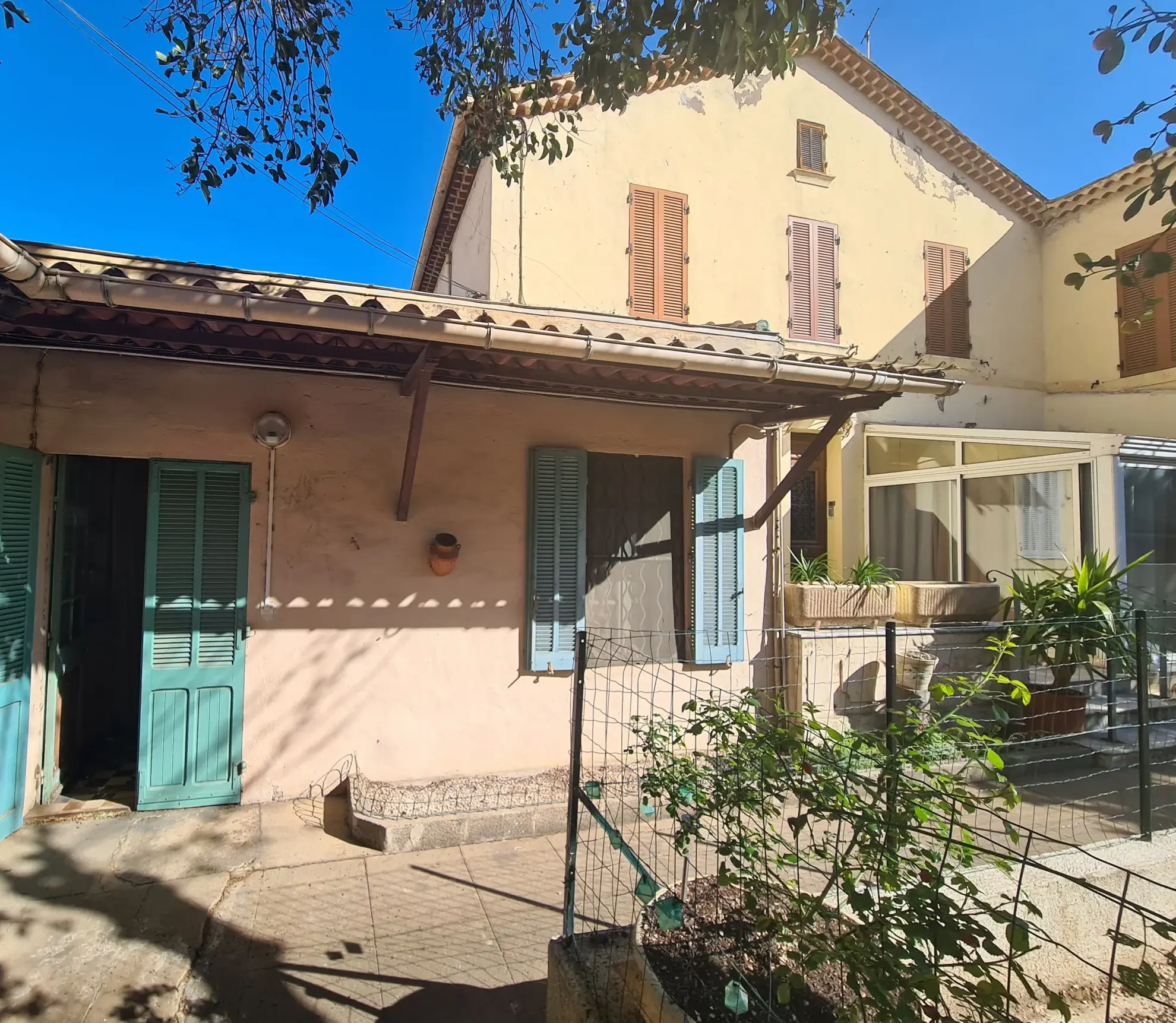 Appartement moderne avec jardin privé à Toulon – Idéal investisseurs ou résident principal 