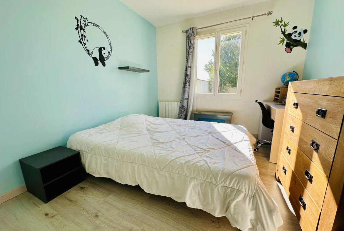 Maison de plain pied à La Ronde proche du Marais Poitevin avec jardin et garage 