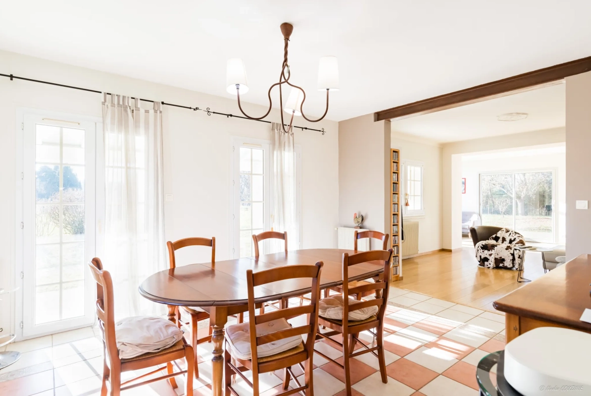 Charmante maison familiale avec terrain et bois privé à Fousseret 