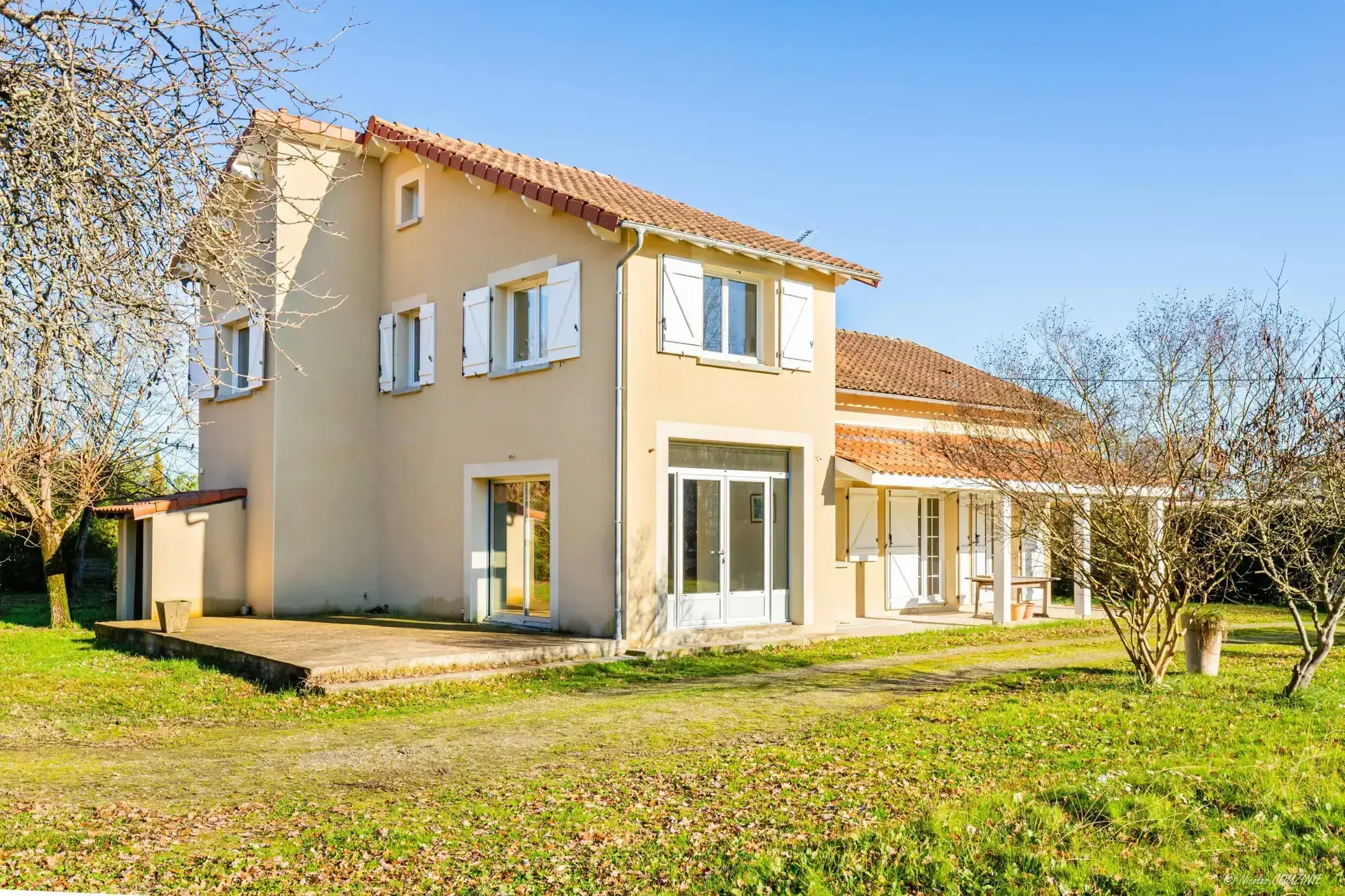 Charmante maison familiale avec terrain et bois privé à Fousseret 