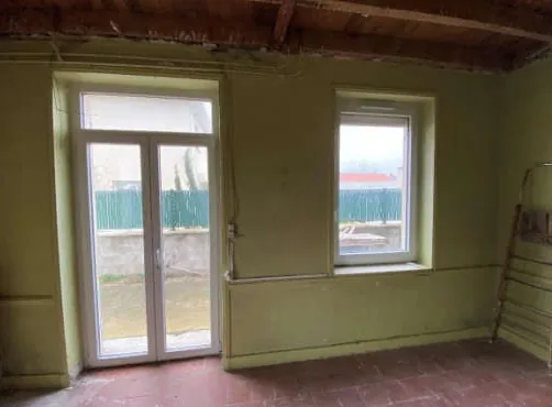 Maison à vendre avec 3 chambres à Thil, grande parcelle, prix attractif 47 000 € 