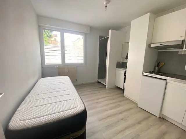 Investissez dans un appartement à Belfort proche centre-ville et gare, 2 chambres meublées, bon rendement locatif 