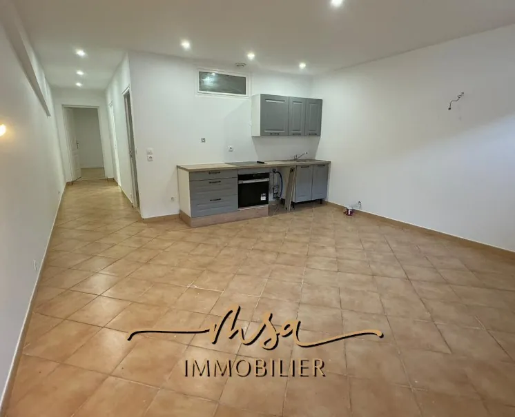 Appartement F3 entièrement rénové à Rouen, idéal investissement ou résidence principale 