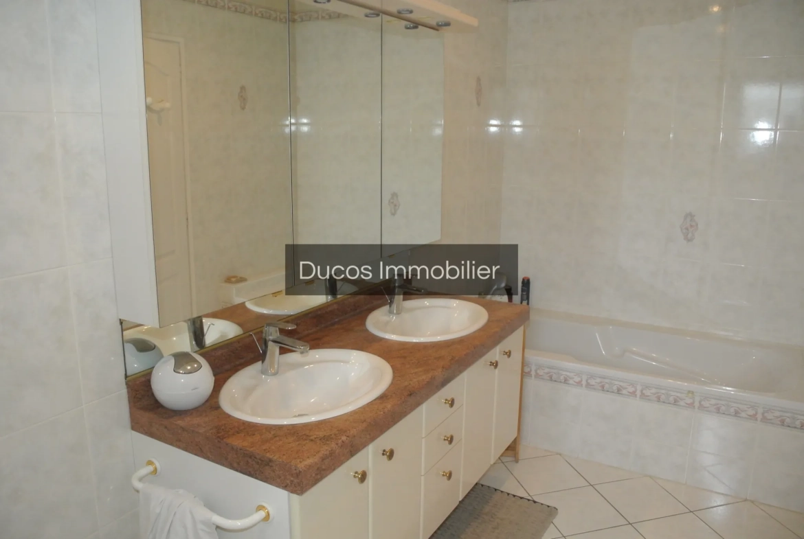 Maison 3 chambres avec piscine à Miramont de Guyenne - Terrain 2500 m² 