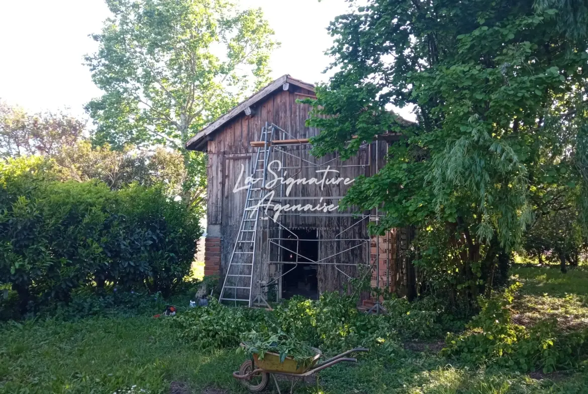 Maison à rénover sur un grand terrain à Couthure-sur-Garonne 