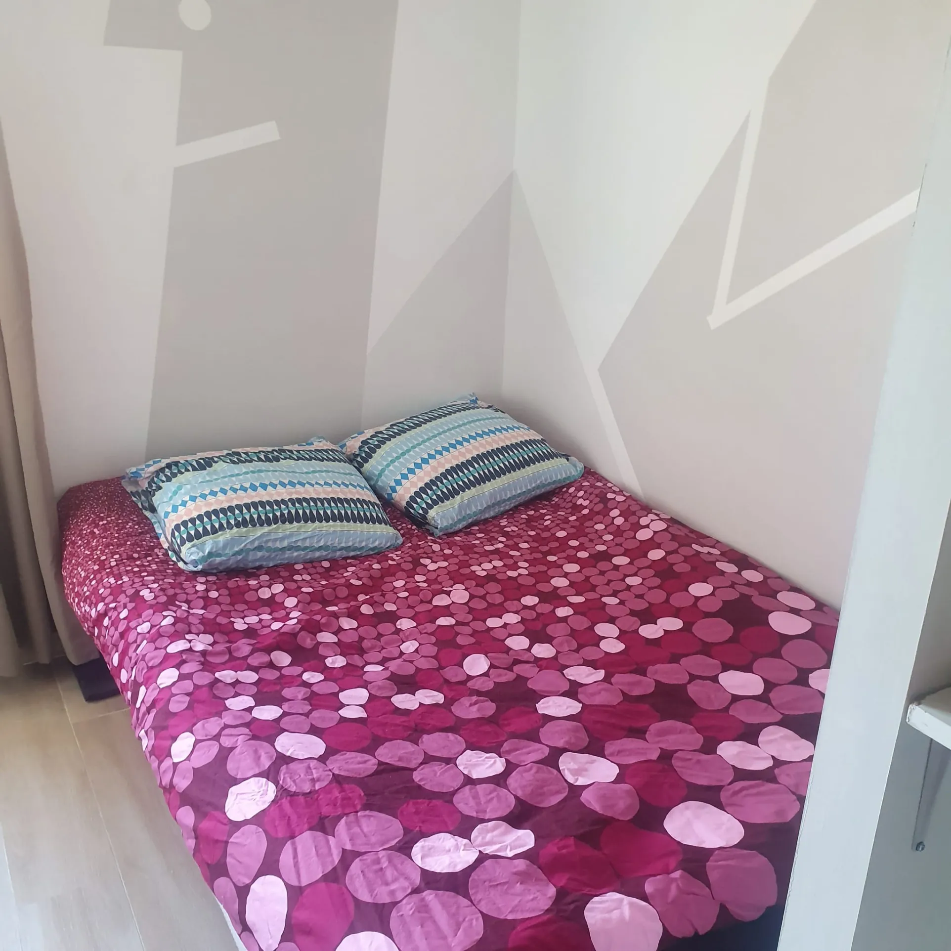 Studio rénové de 12,45 m² à Nice, emplacement idéal dans le quartier des Fleurs 