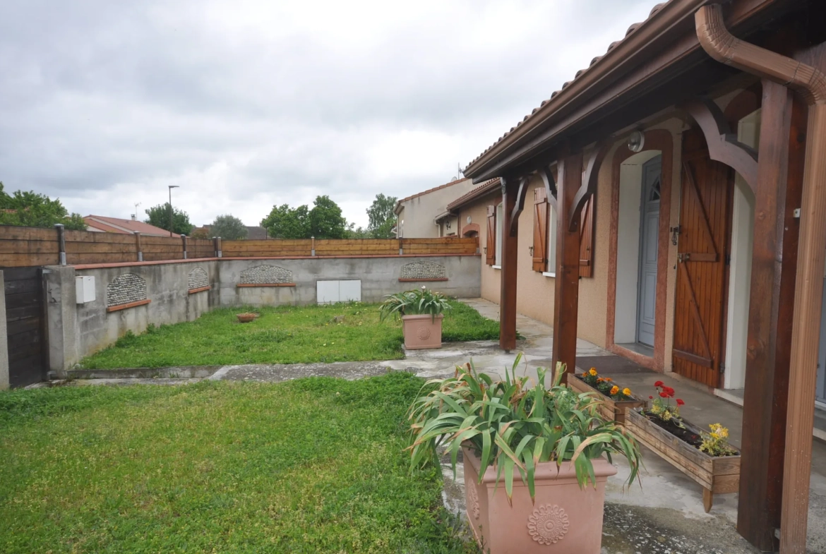 Villa 2 chambres de 85 m² à Muret, proche du centre avec terrain clôturé 