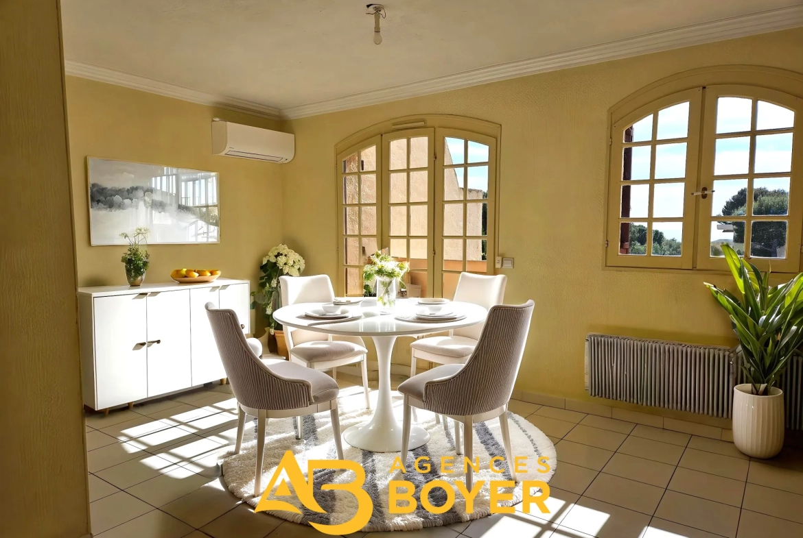 Charmant appartement 2 pièces avec terrasse et vue mer à Bandol 