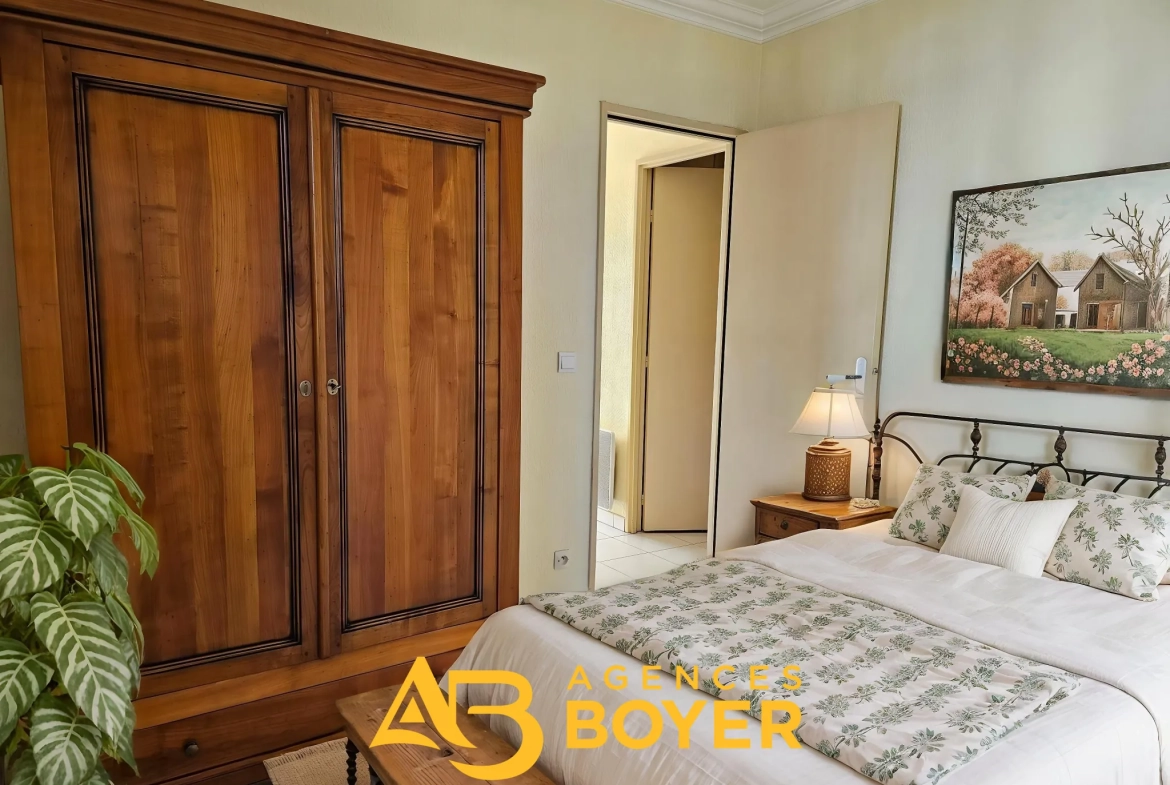Charmant appartement 2 pièces avec terrasse et vue mer à Bandol 