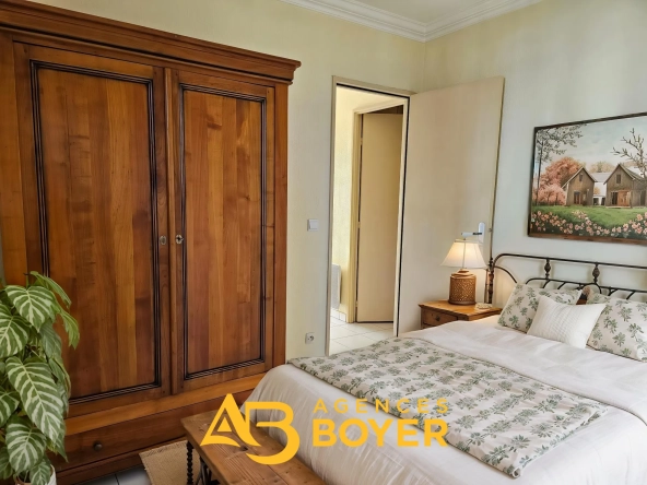 Charmant appartement 2 pièces avec terrasse et vue mer à Bandol 