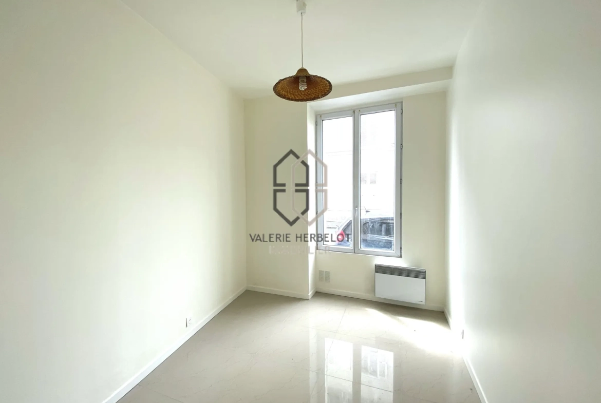 Appartement 3 pièces rénové avec terrasse à Maisons-Alfort proche métro et RER 