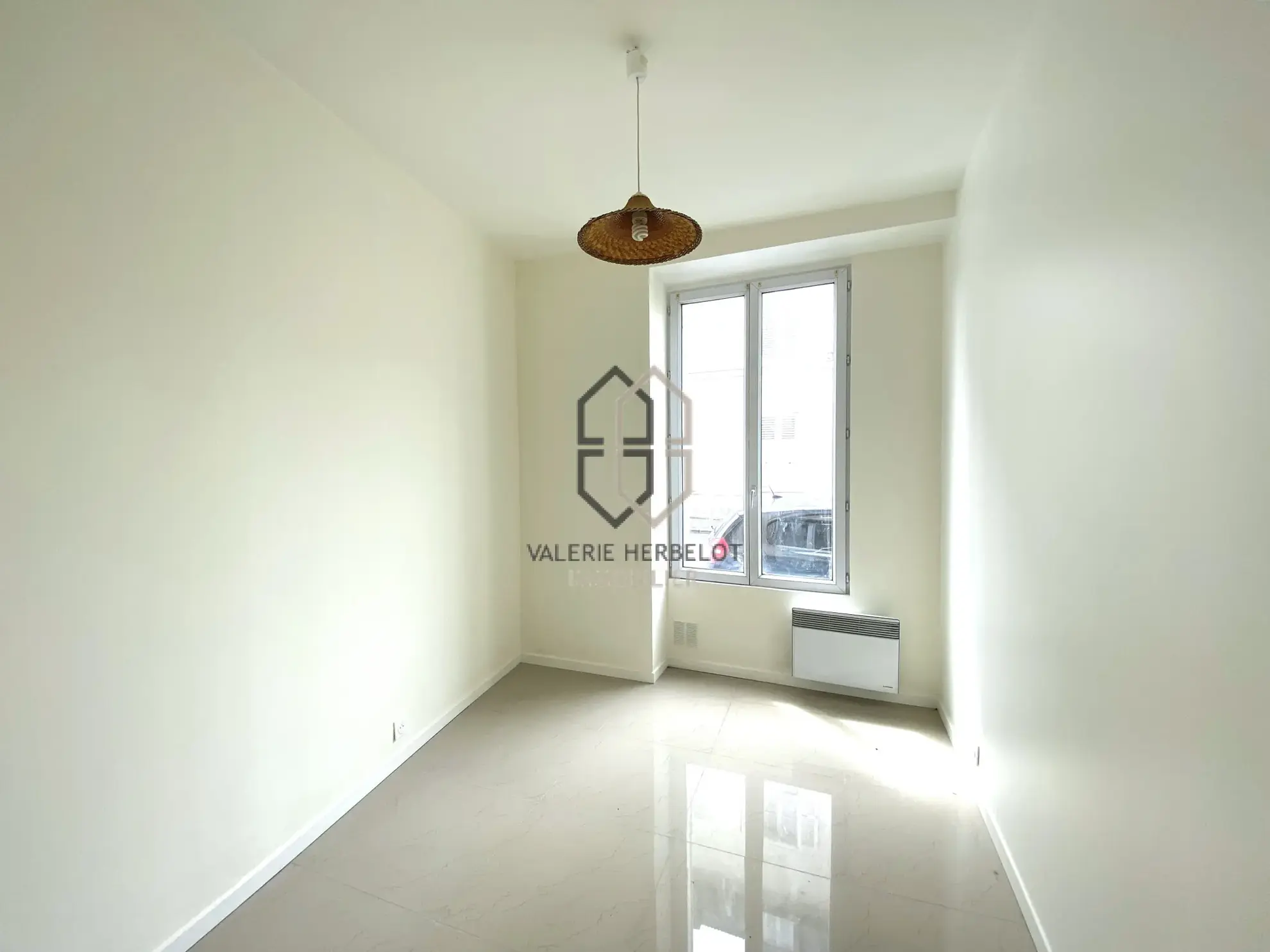 Appartement 3 pièces rénové avec terrasse à Maisons-Alfort proche métro et RER 