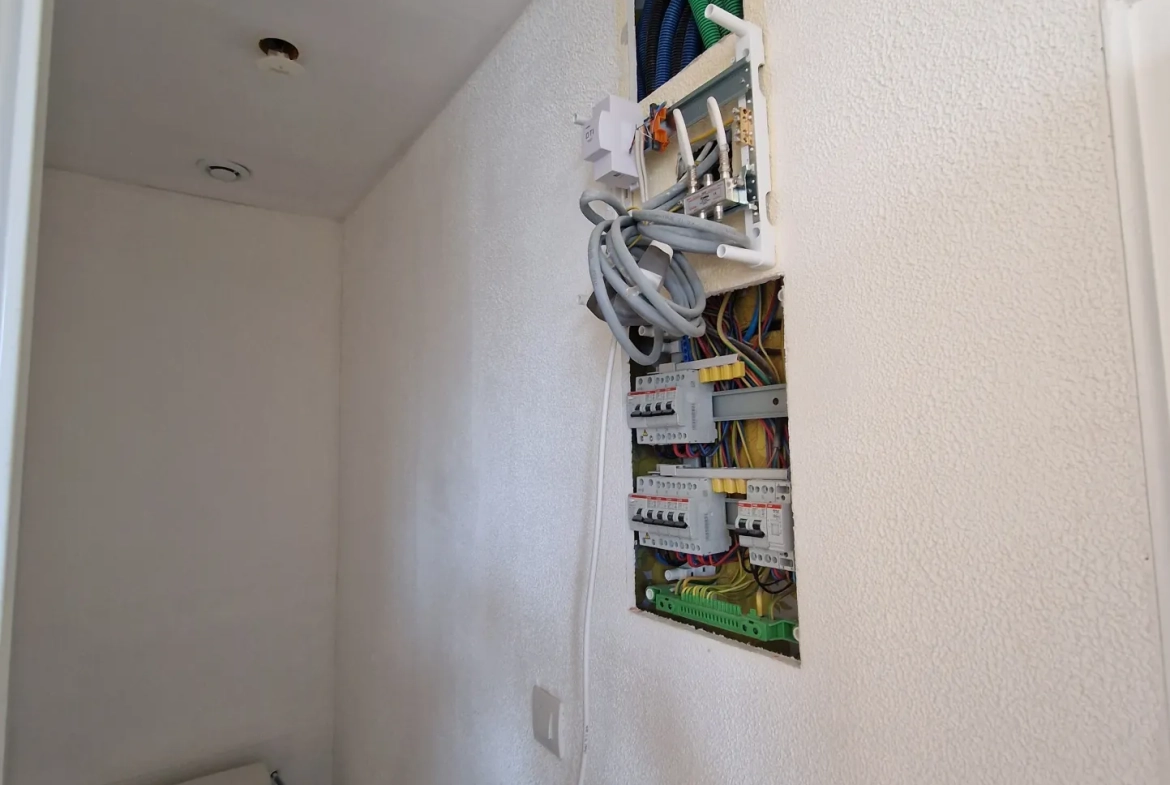 Immeuble à vendre à Trun avec fort potentiel locatif et rénovation à prévoir 