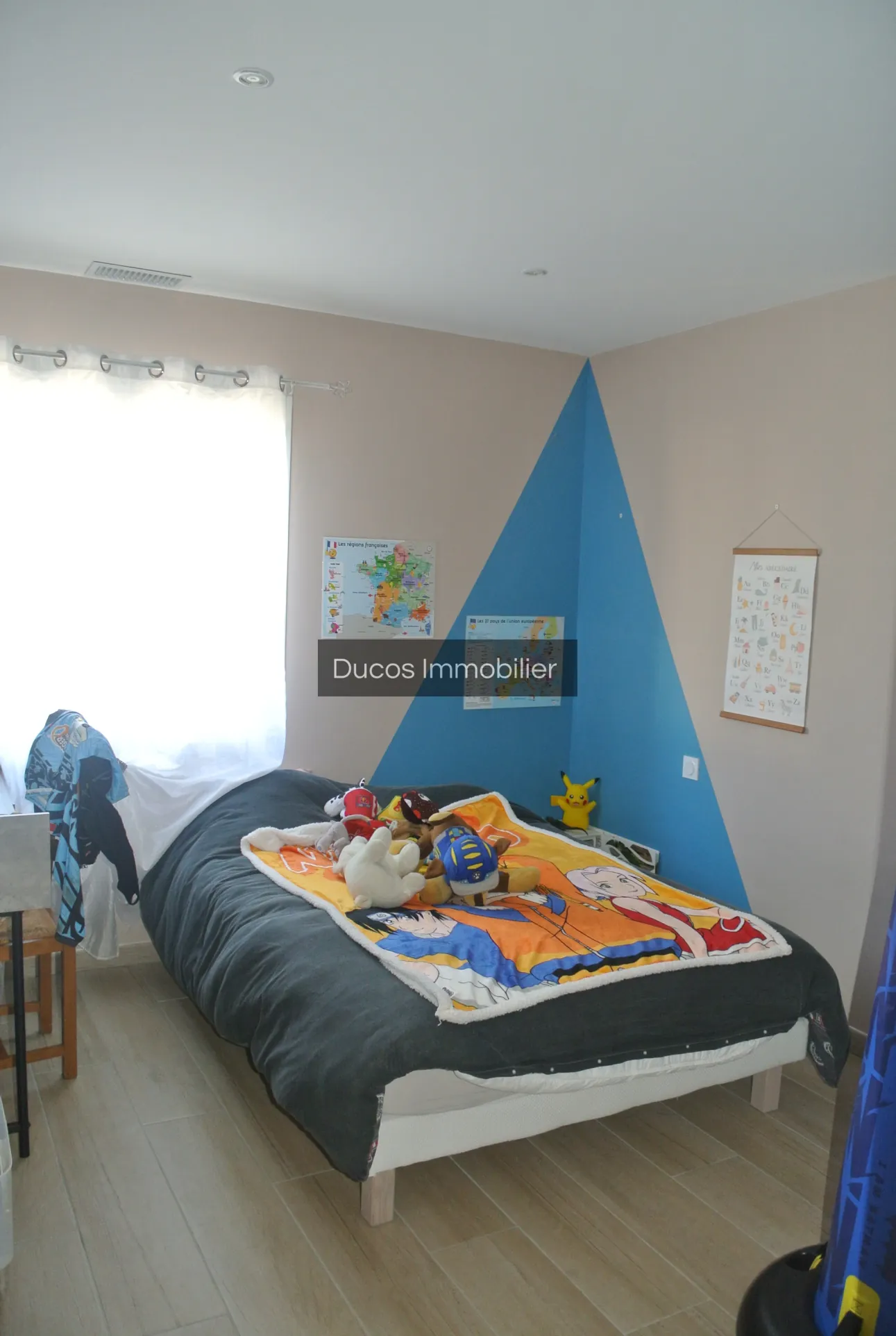 Maison de plain-pied moderne avec 4 chambres à Sainte-Bazeille 
