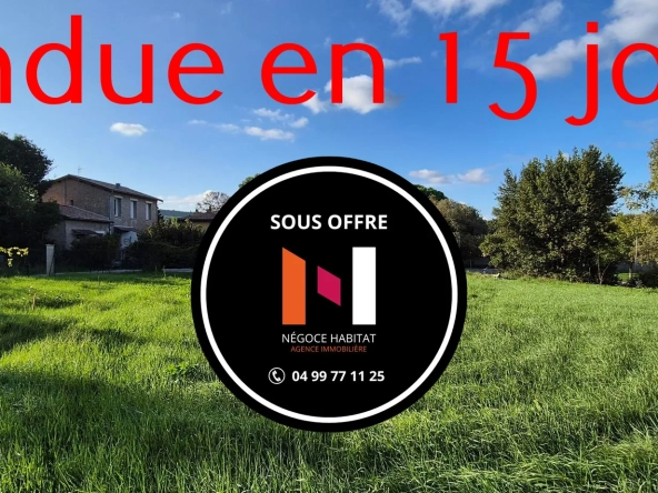 Terrain à bâtir de 250 m² à Montaud, hors lotissement, avec possibilité de construire une maison, garage et piscine