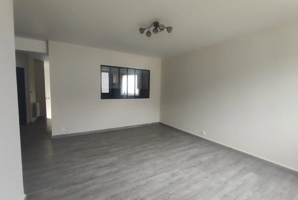 Bel appartement en rez-de-chaussée avec 2 chambres au centre-ville de Nevers 