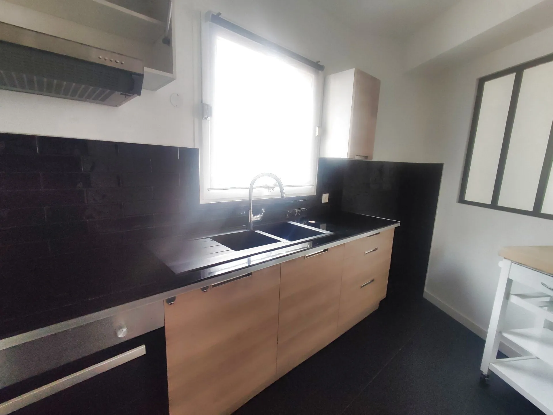 Bel appartement en rez-de-chaussée avec 2 chambres au centre-ville de Nevers 