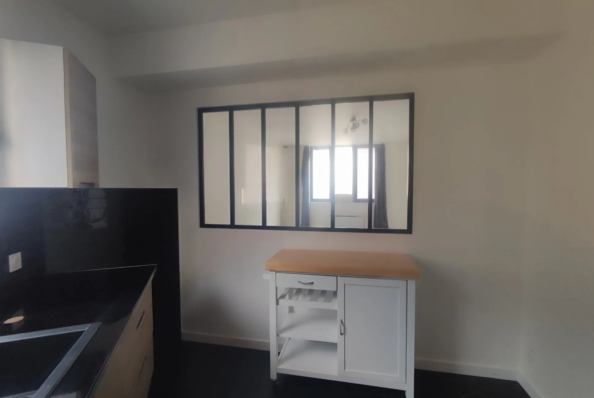 Bel appartement en rez-de-chaussée avec 2 chambres au centre-ville de Nevers 