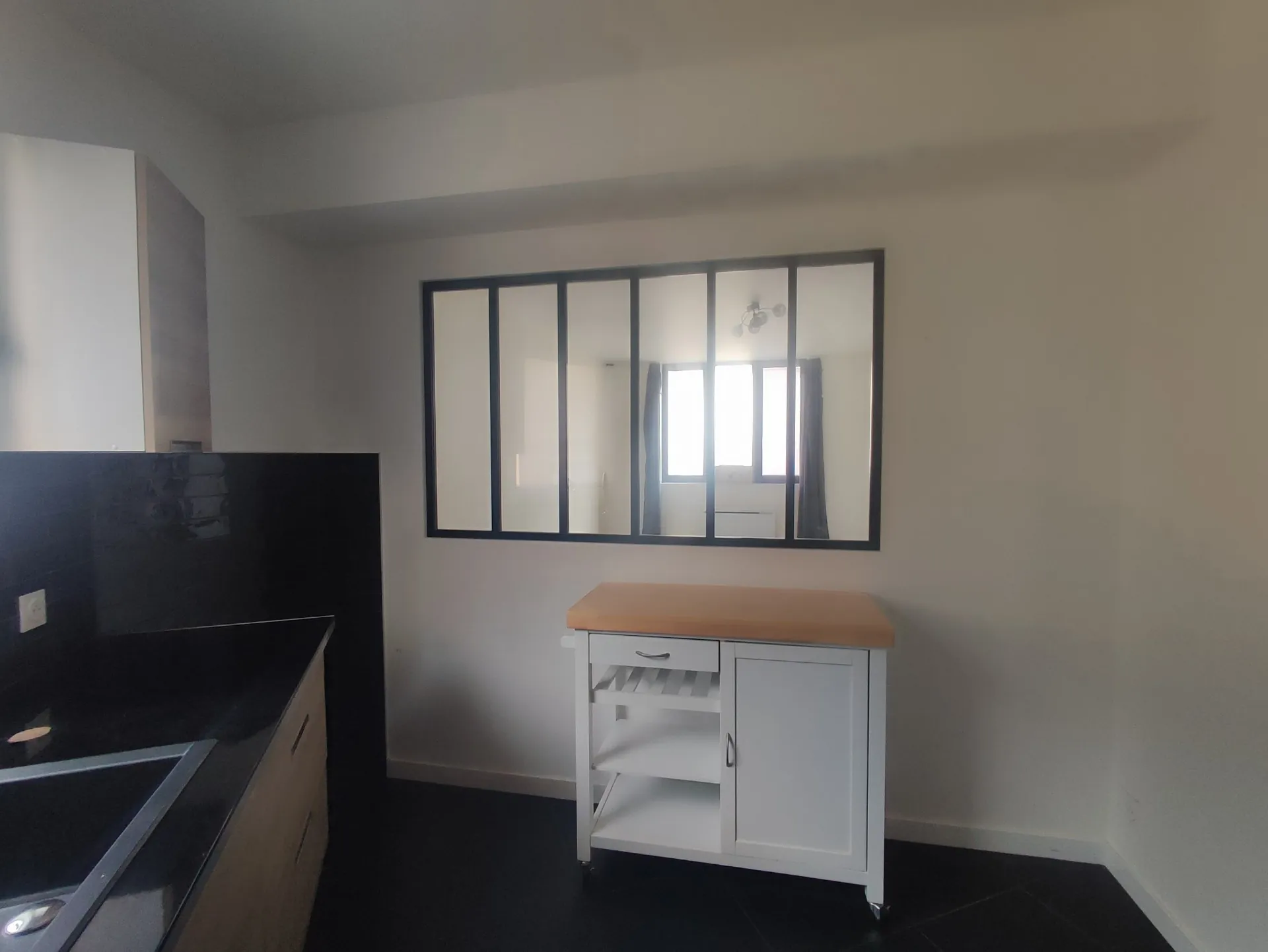 Bel appartement en rez-de-chaussée avec 2 chambres au centre-ville de Nevers 