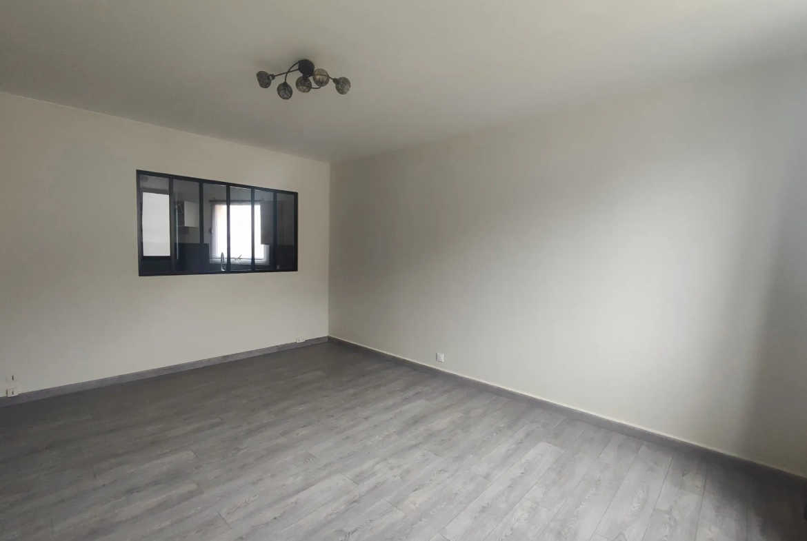 Bel appartement en rez-de-chaussée avec 2 chambres au centre-ville de Nevers 