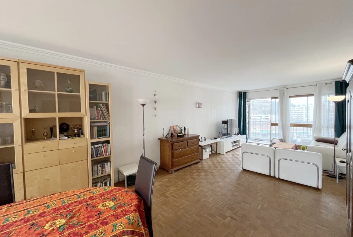 Appartement lumineux 2/3 pièces avec balcon à Le Pecq, proche du Château de Monte-Cristo 