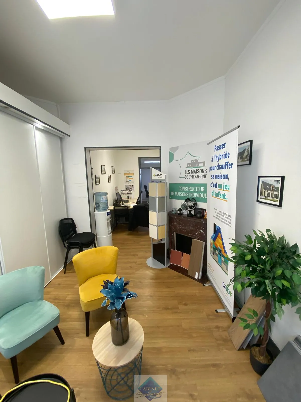 Immeuble à Eu avec local commercial et appartements loués - Opportunité d'investissement 