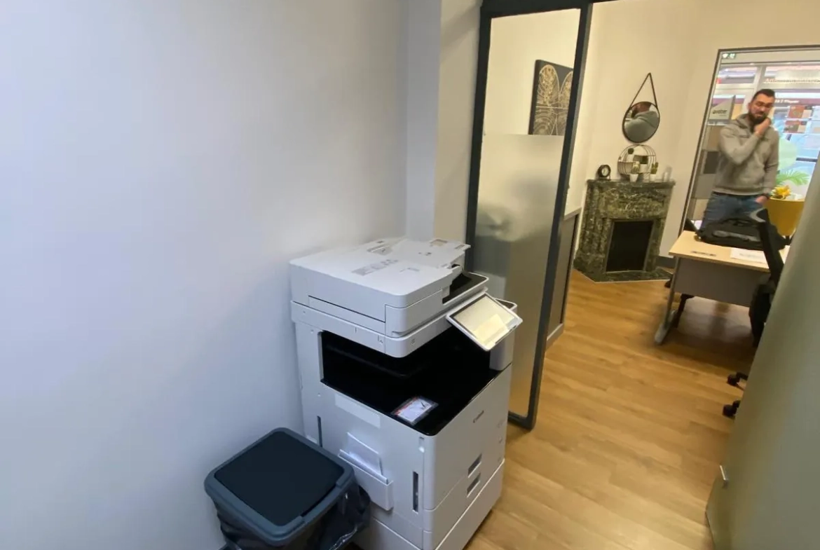 Immeuble à Eu avec local commercial et appartements loués - Opportunité d'investissement 