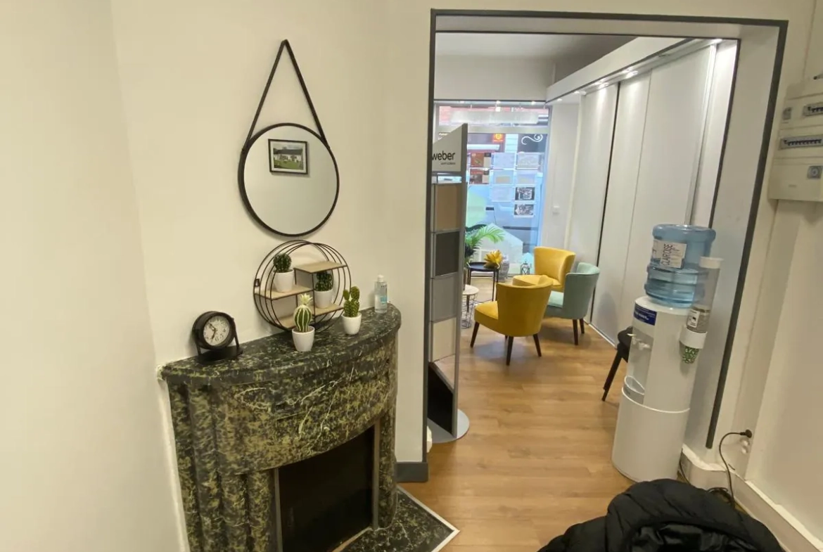 Immeuble à Eu avec local commercial et appartements loués - Opportunité d'investissement 