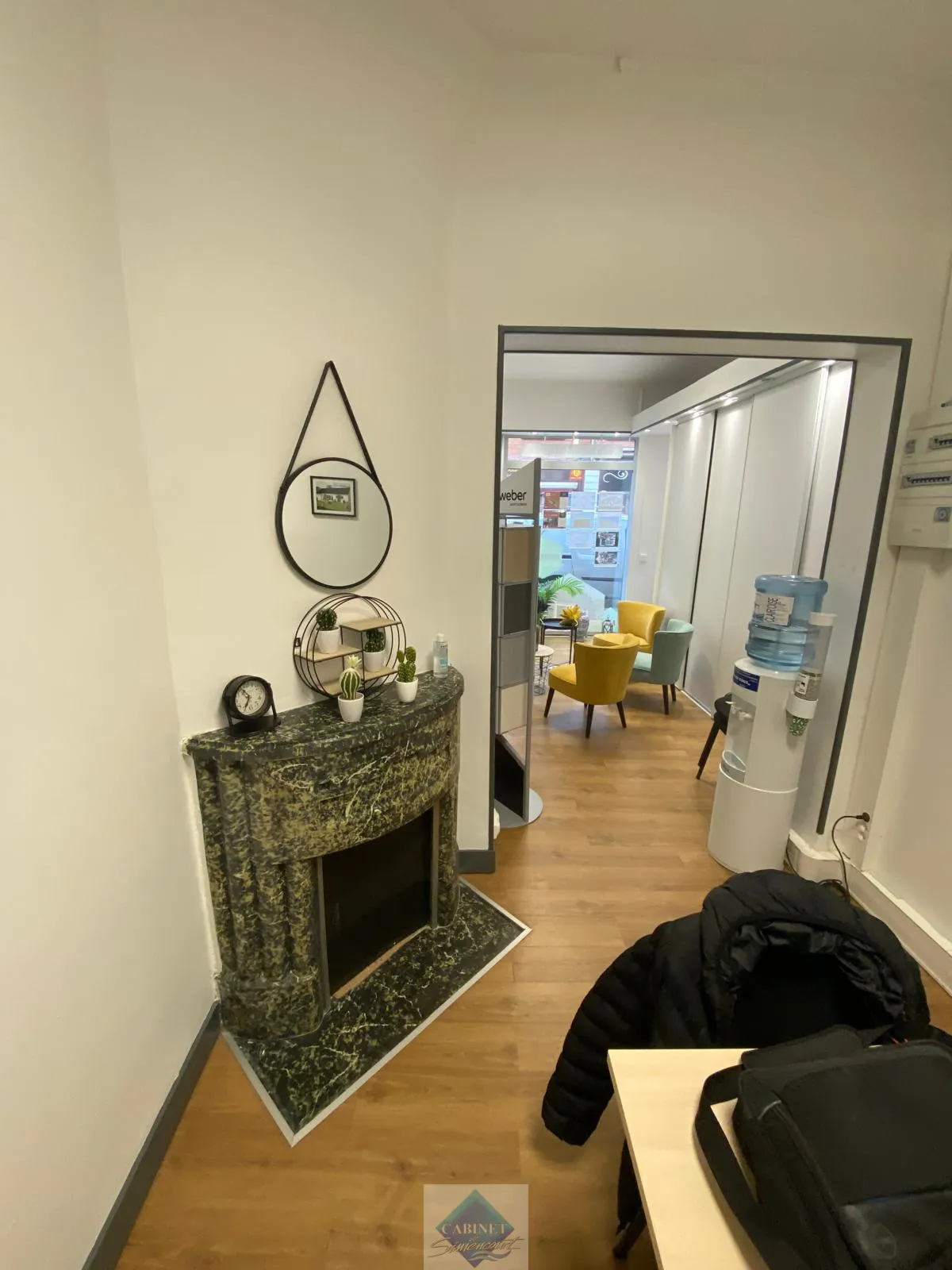 Immeuble à Eu avec local commercial et appartements loués - Opportunité d'investissement 