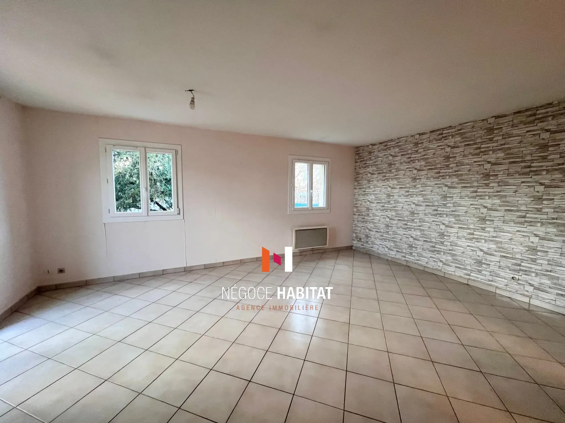 Maison T3 à Lunel de 73 m² avec garage et jardin - Idéal investissement 