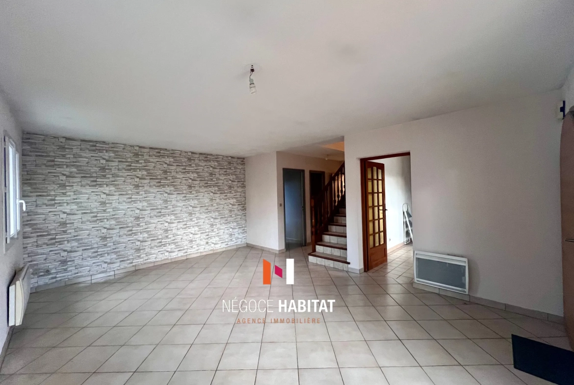 Maison T3 à Lunel de 73 m² avec garage et jardin - Idéal investissement 